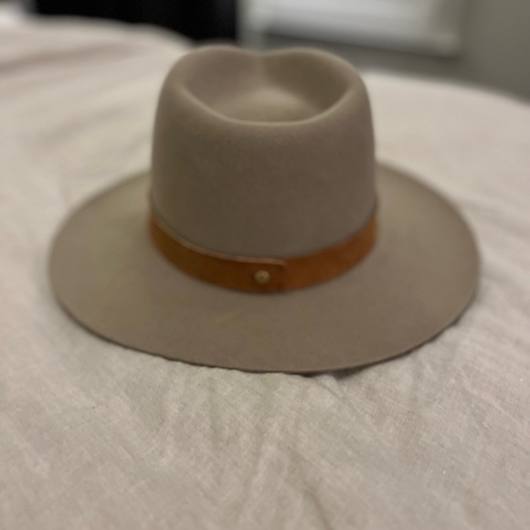 Janessa Leone ROSS HAT - Picture 10 of 12